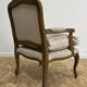 Fauteuil bergère en bois et lin naturel