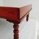Plateau de service en bois sur pieds