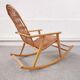 Rocking-chair en rotin