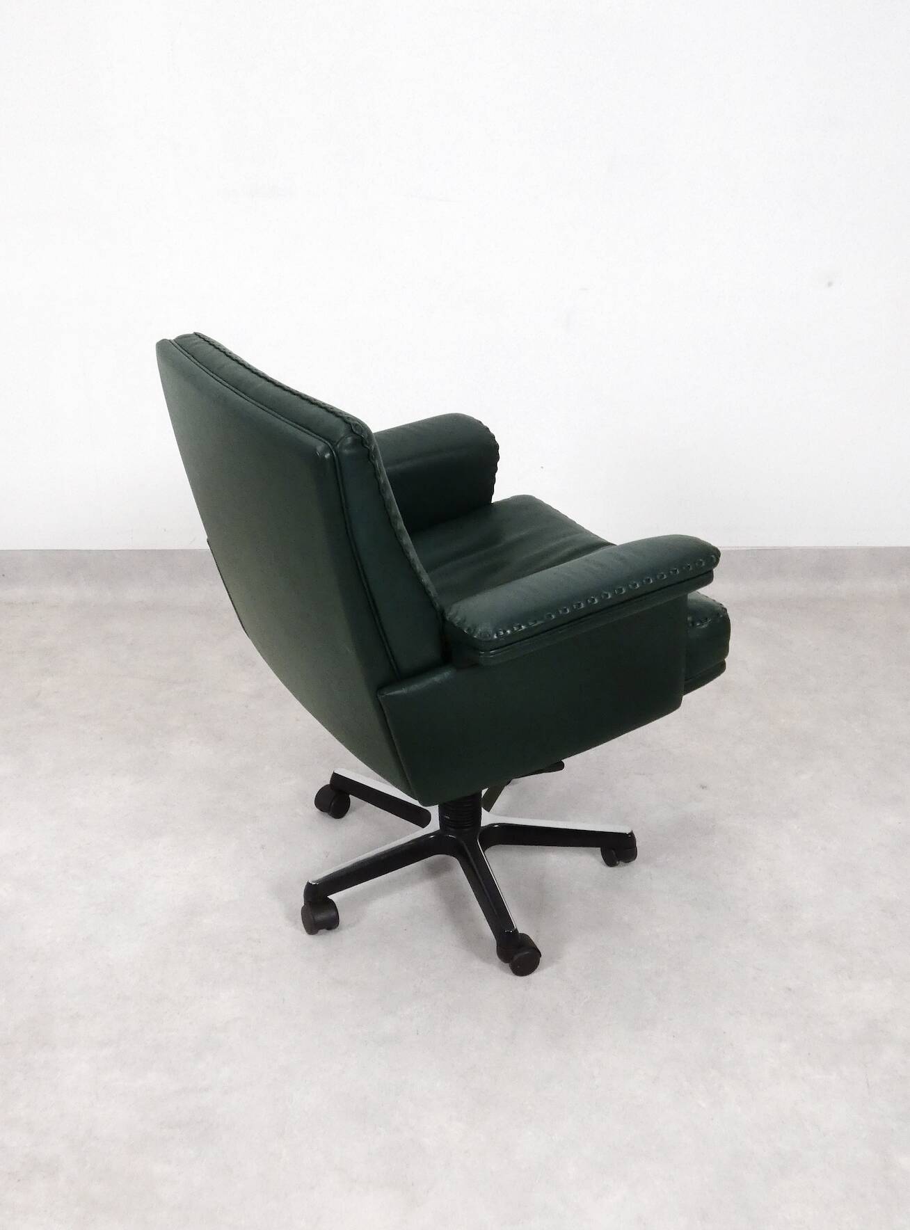 De Sede DS 35 Swivel Desk Chair