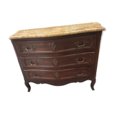 Curved chest of drawers