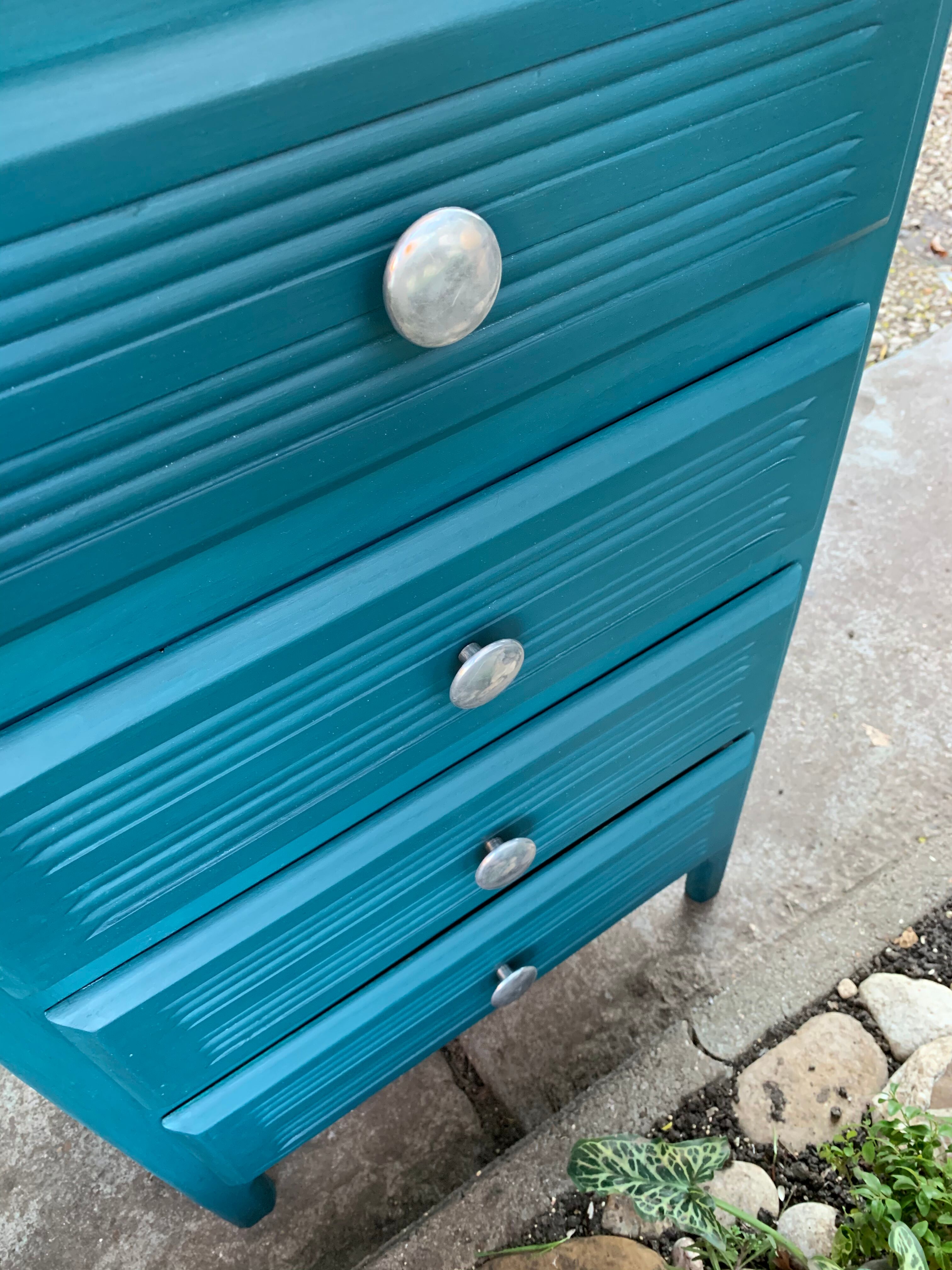 Art Deco chest of drawers