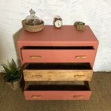 Vintage dresser