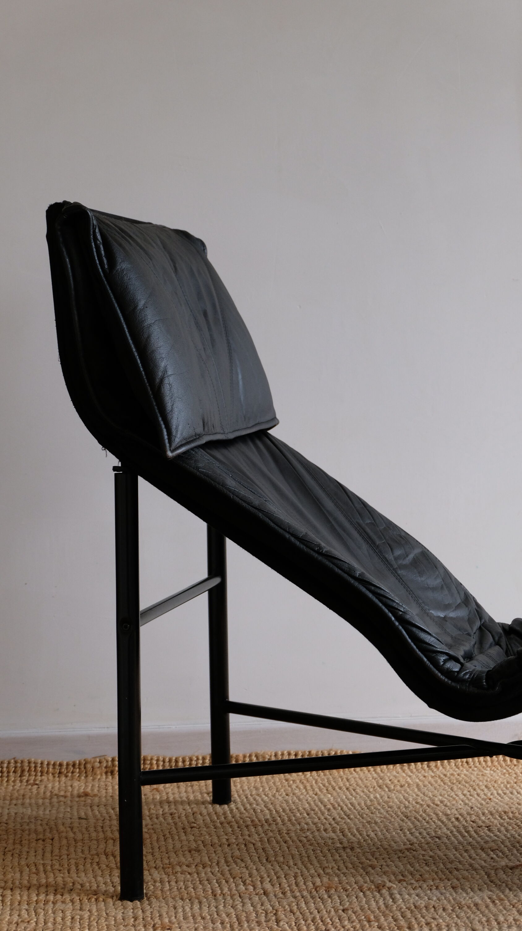 Sun lounger "skye" by Tord Bjorklund