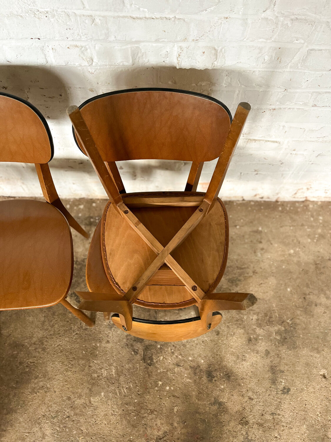 Série de 4 chaises bistrot années 60
