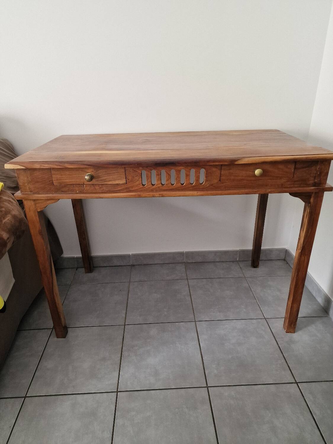 Chestnut wood desk