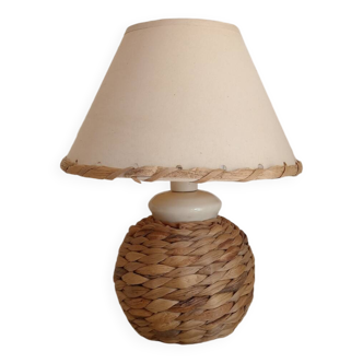 Table lamp