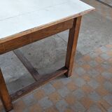 Farm table