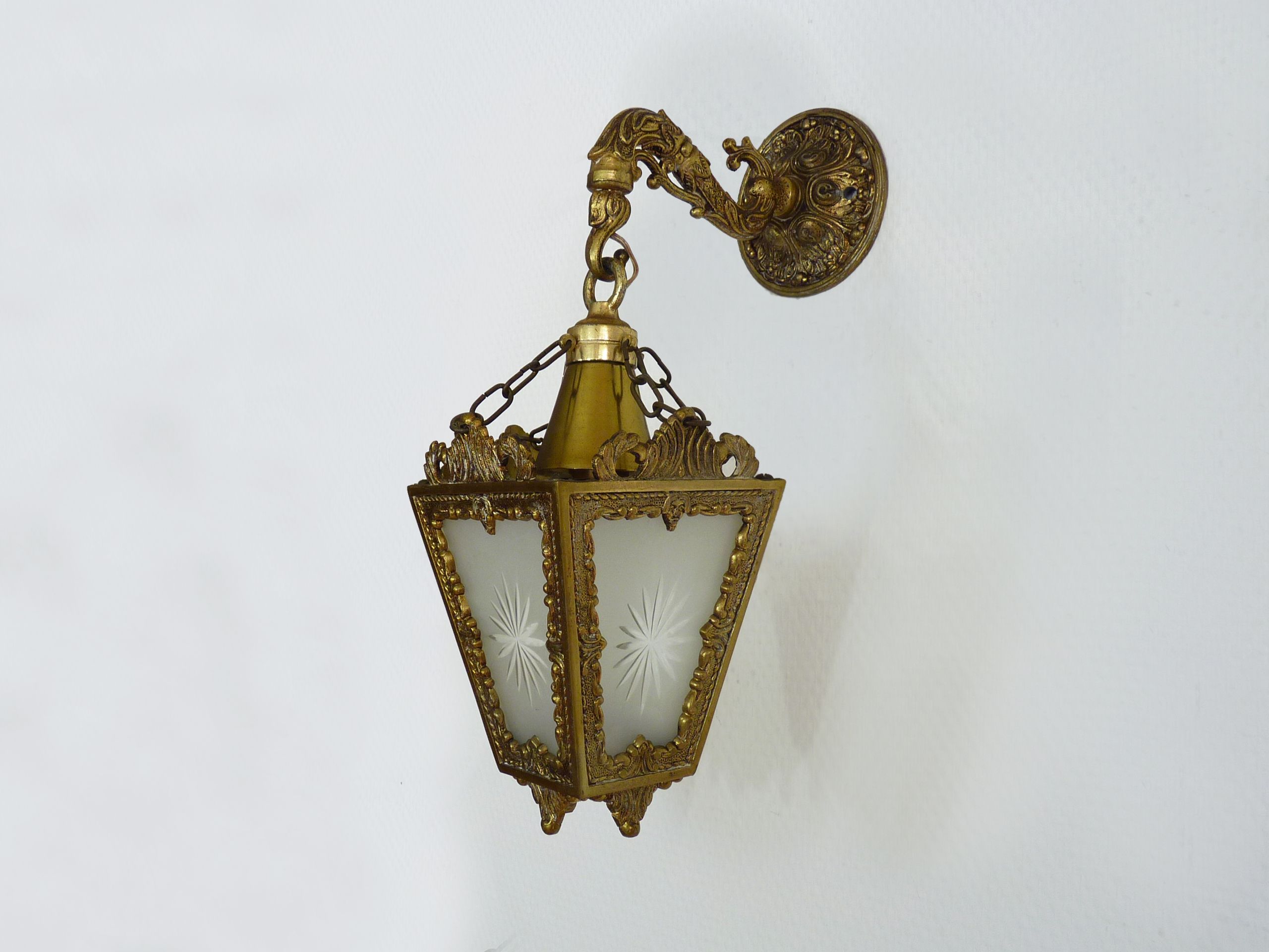 Bronze lantern wall sconce with 4 sides engraved glass