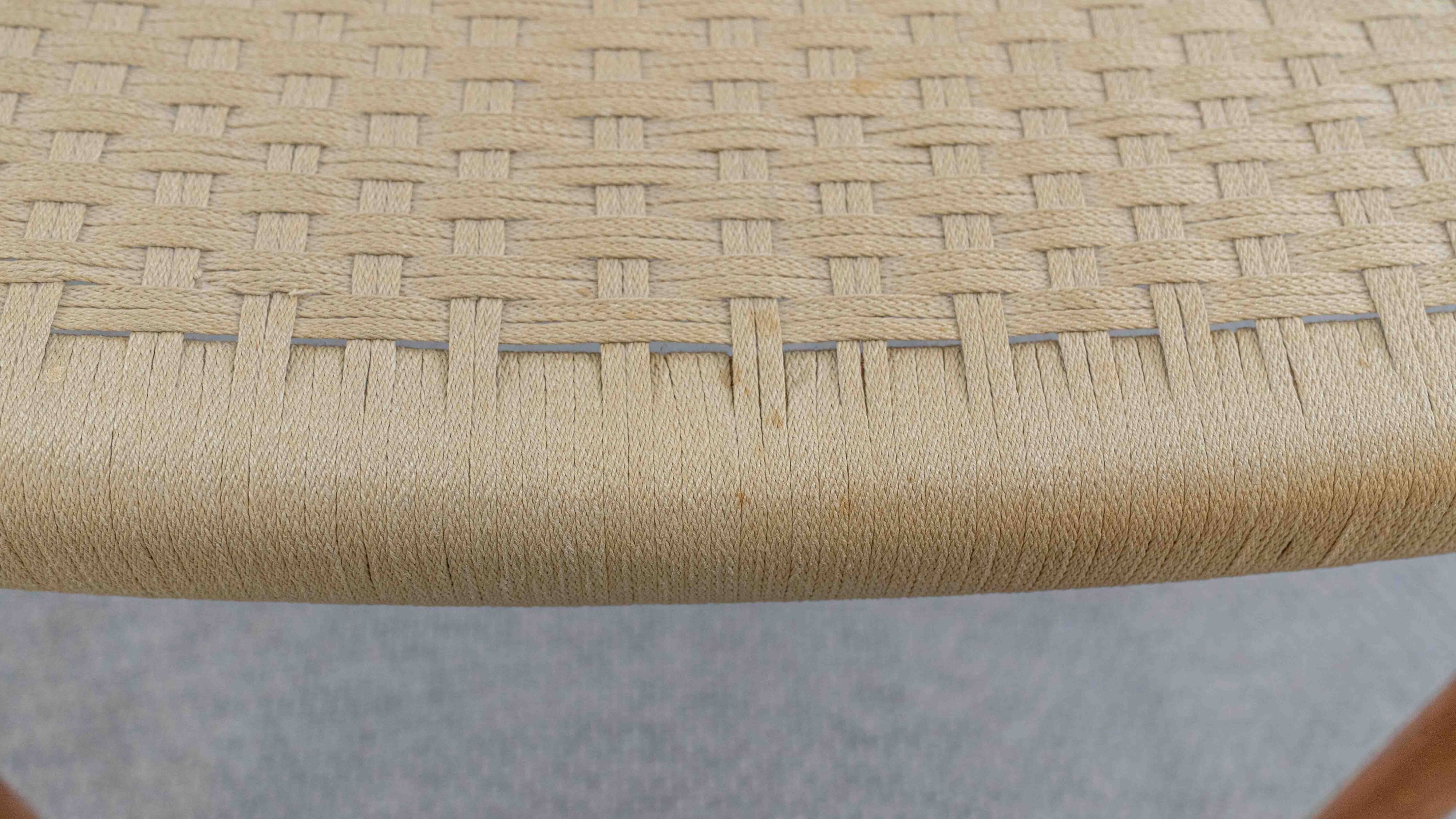 Ensemble de 4 chaises en teck danois modèle "83" par Niels O. Möller, Danemark années 70.