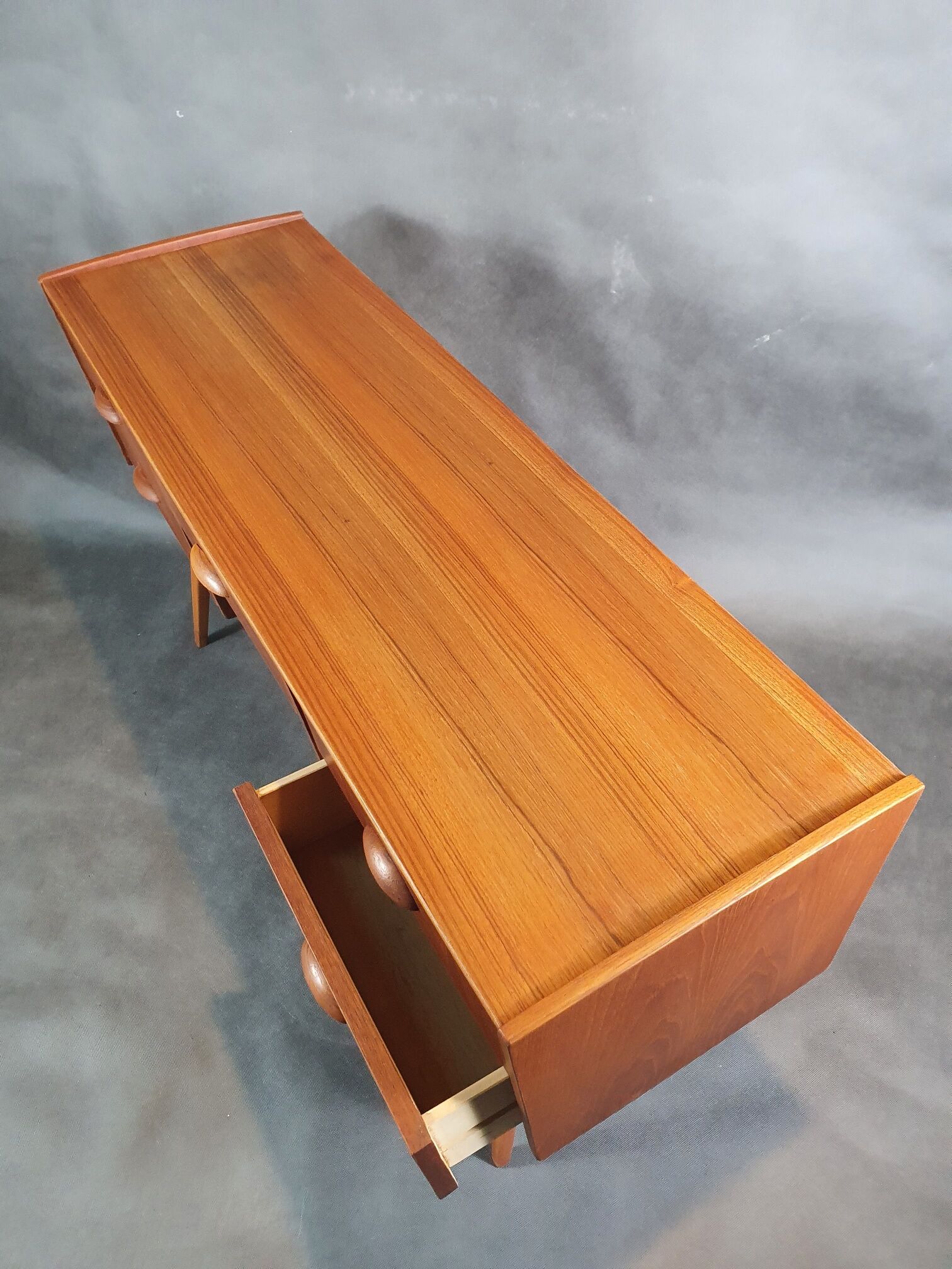 Vintage teak desk with 5 drawers, Restored, Norway 1960