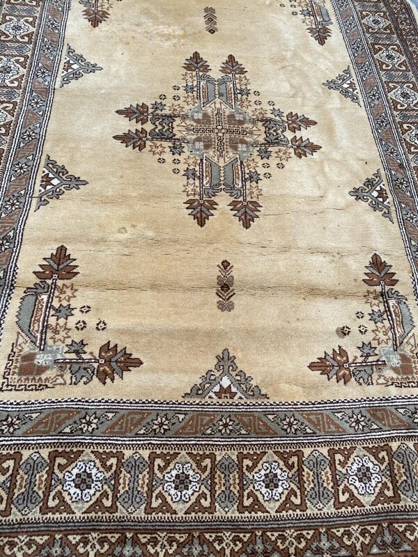 Tapis tunisien 171x242 cm