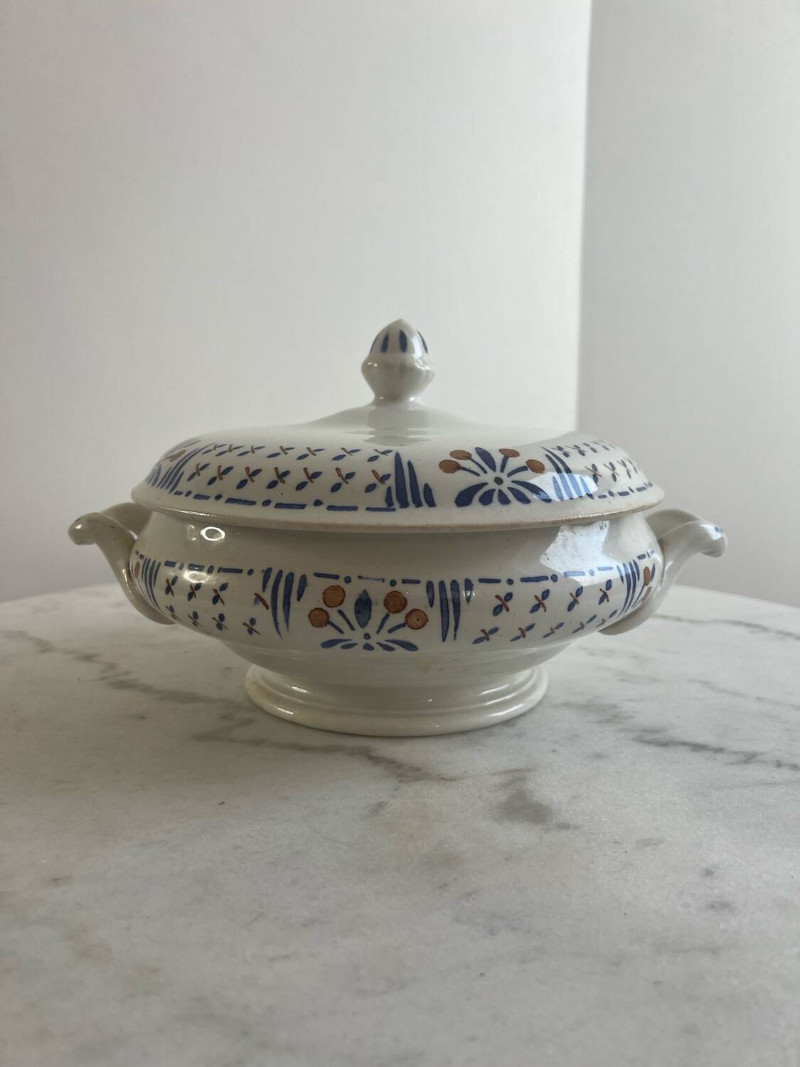 Gien soup tureen salad bowl