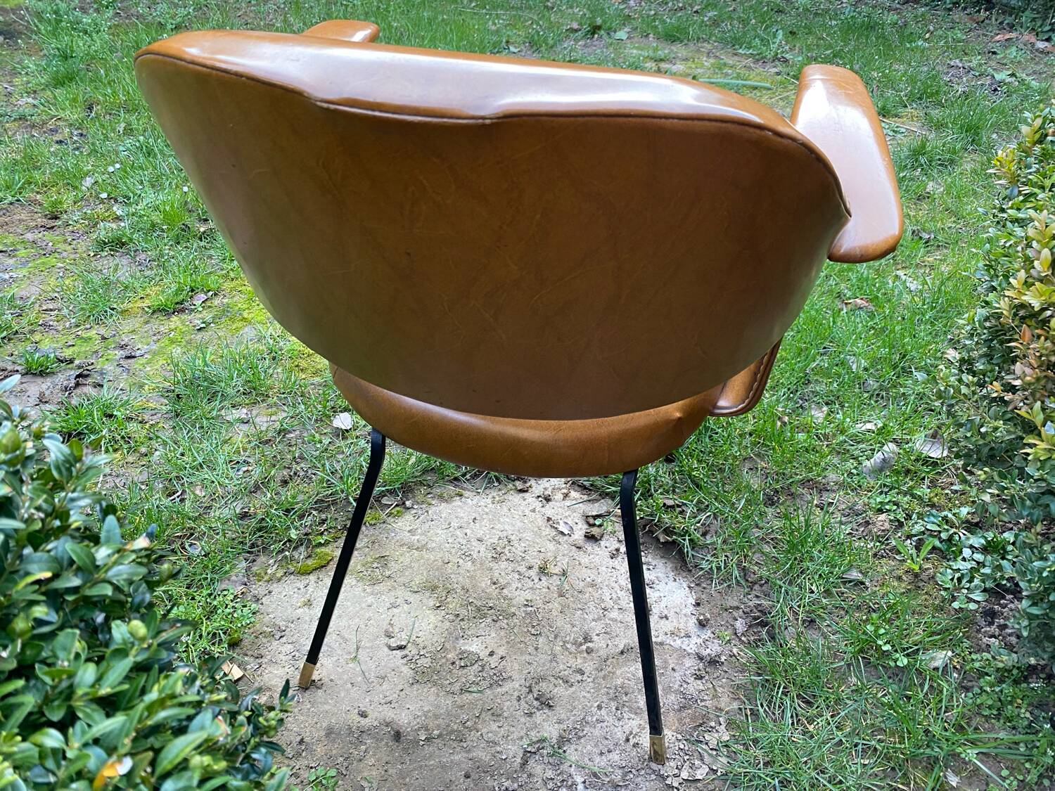 Fauteuil de bureau Italien Skaï havane vers 1950