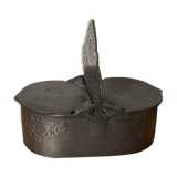 Saliere et poivrier en etain