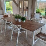 Farmhouse table