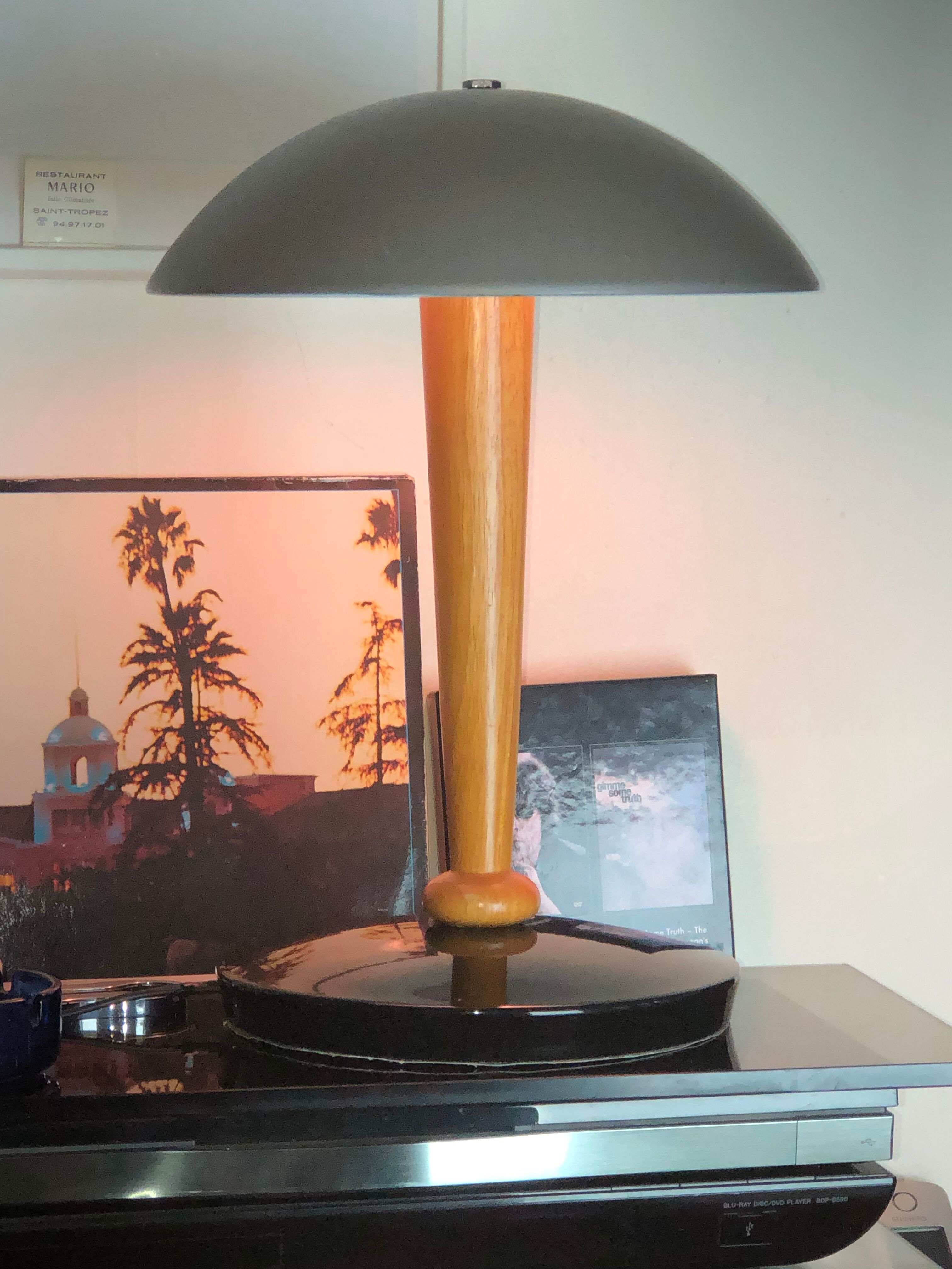 Art deco champion lamp