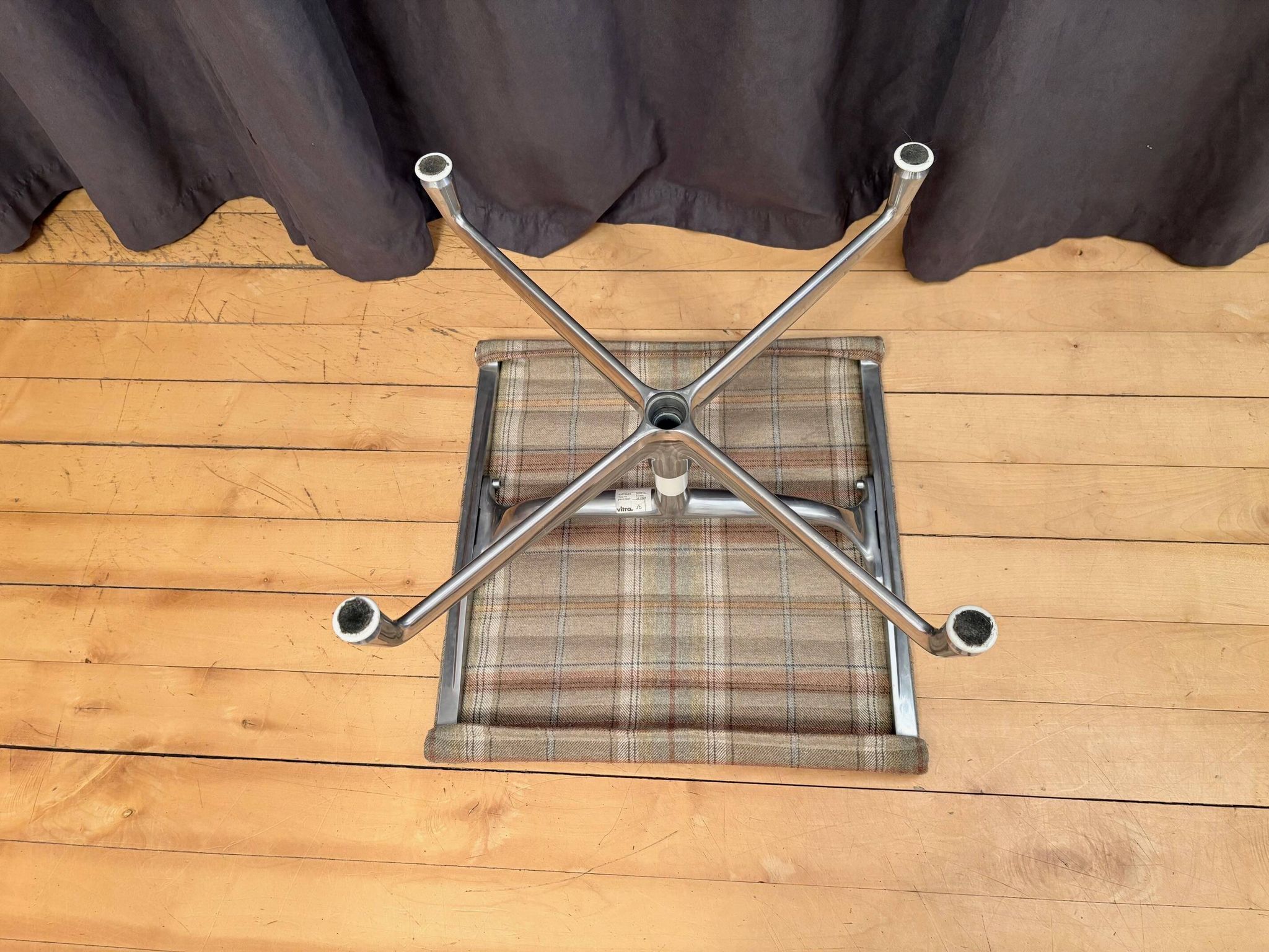 EA 125 Footstool by Charles & Ray Eames, Vitra, Switzerland