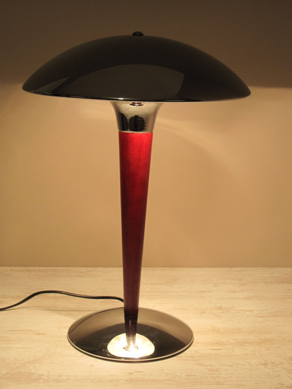 Office table lamp mushroom called 'paquebot', 1980s