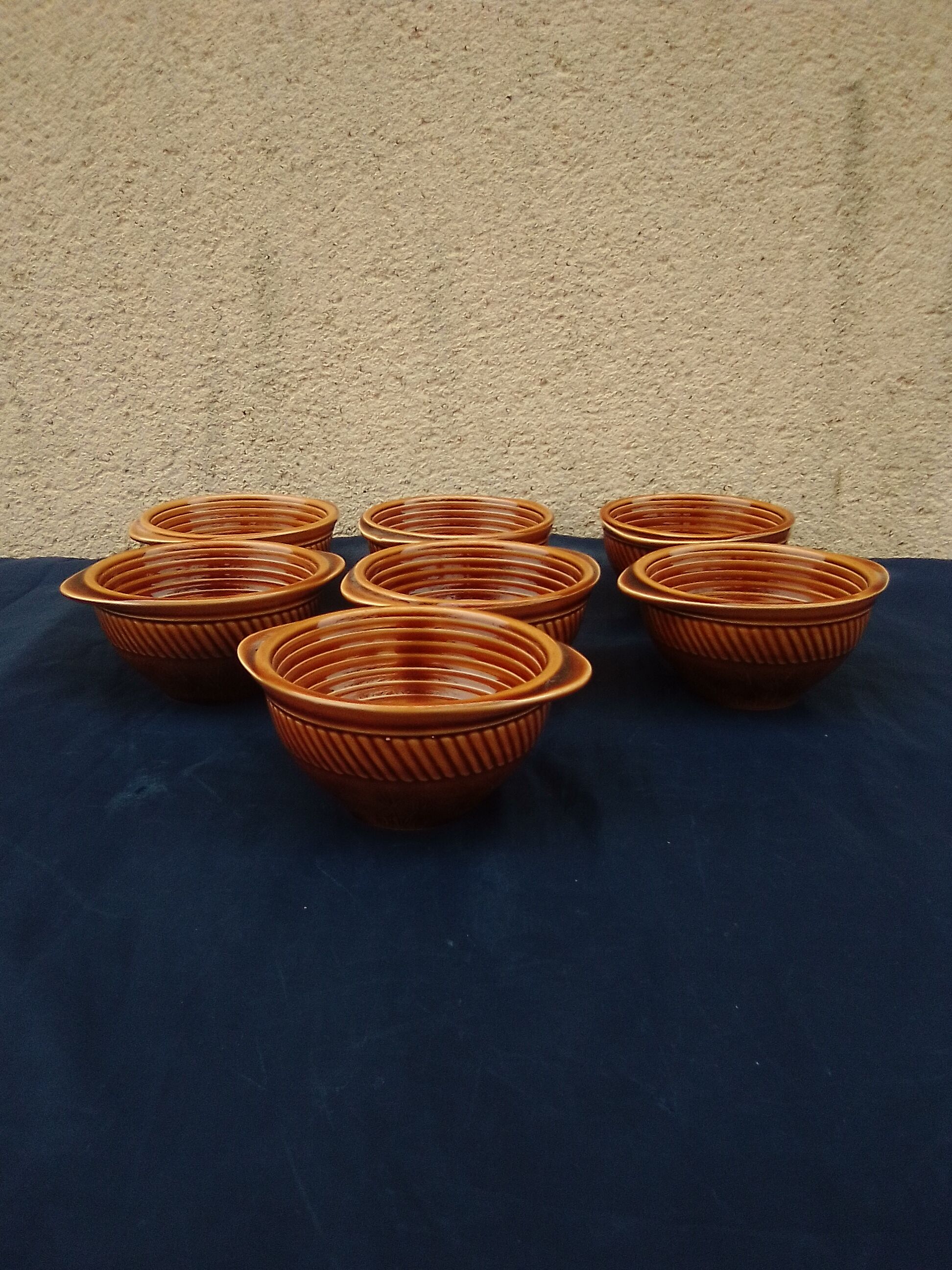 7 brown ear bowls in Sarreguemines earthenware