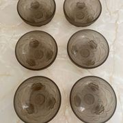Saladier et ramequins verre fumé signés Muller frères.