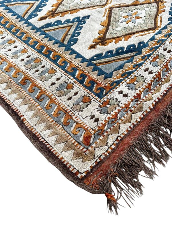 Tapis turc fait main 200cm x 170cm