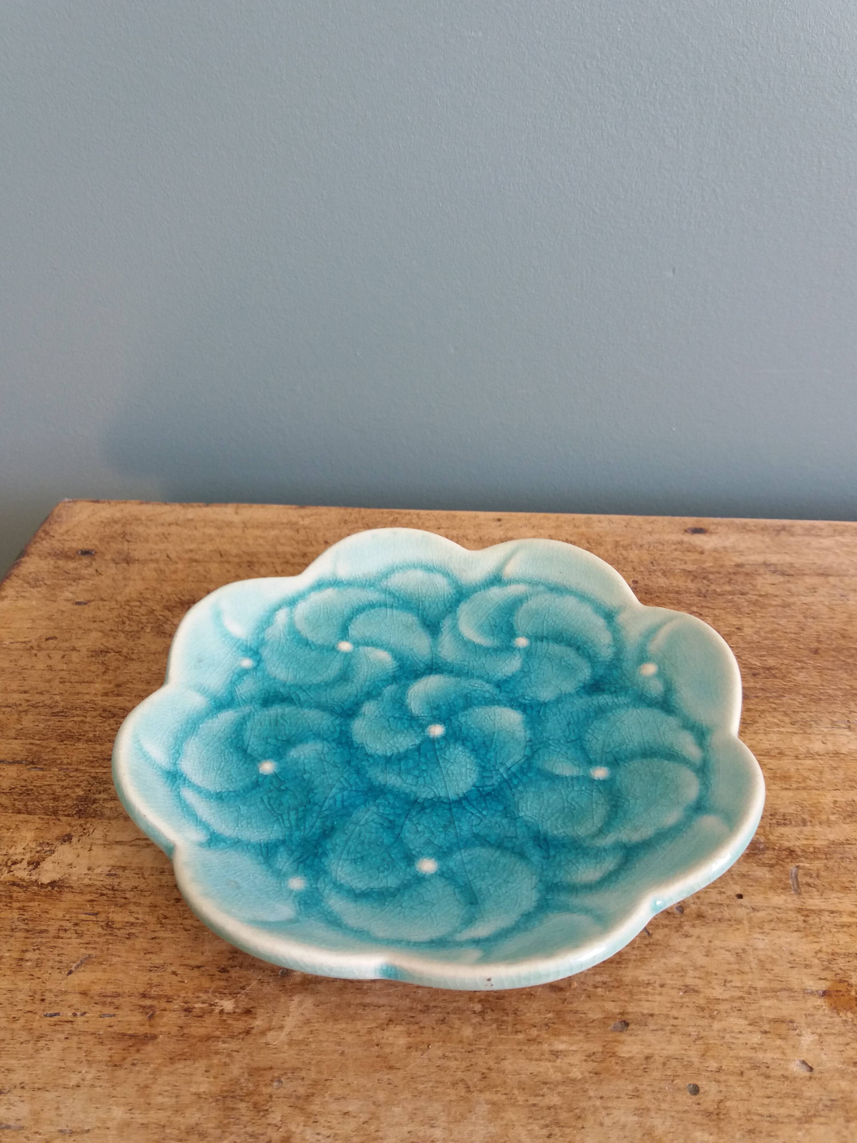 Vide poche fleur turquoise estampillé LBMDJ