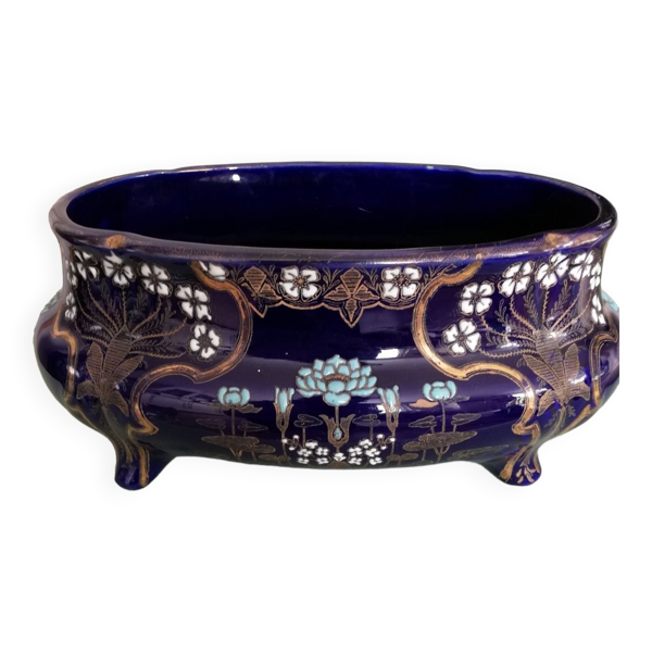 Cache pot luneville