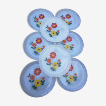 Set of 8 flat plates Arcopal with flowers