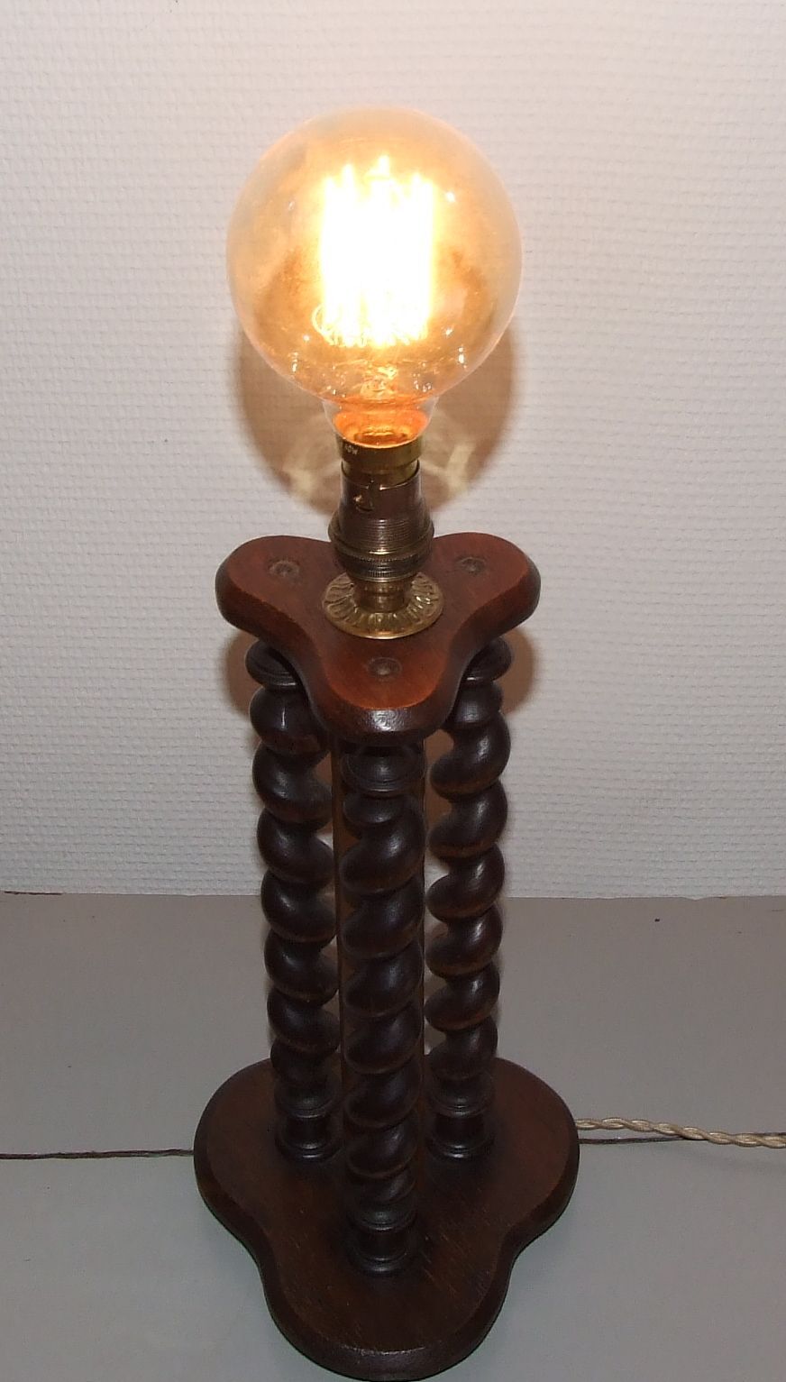 Wooden lamp foot