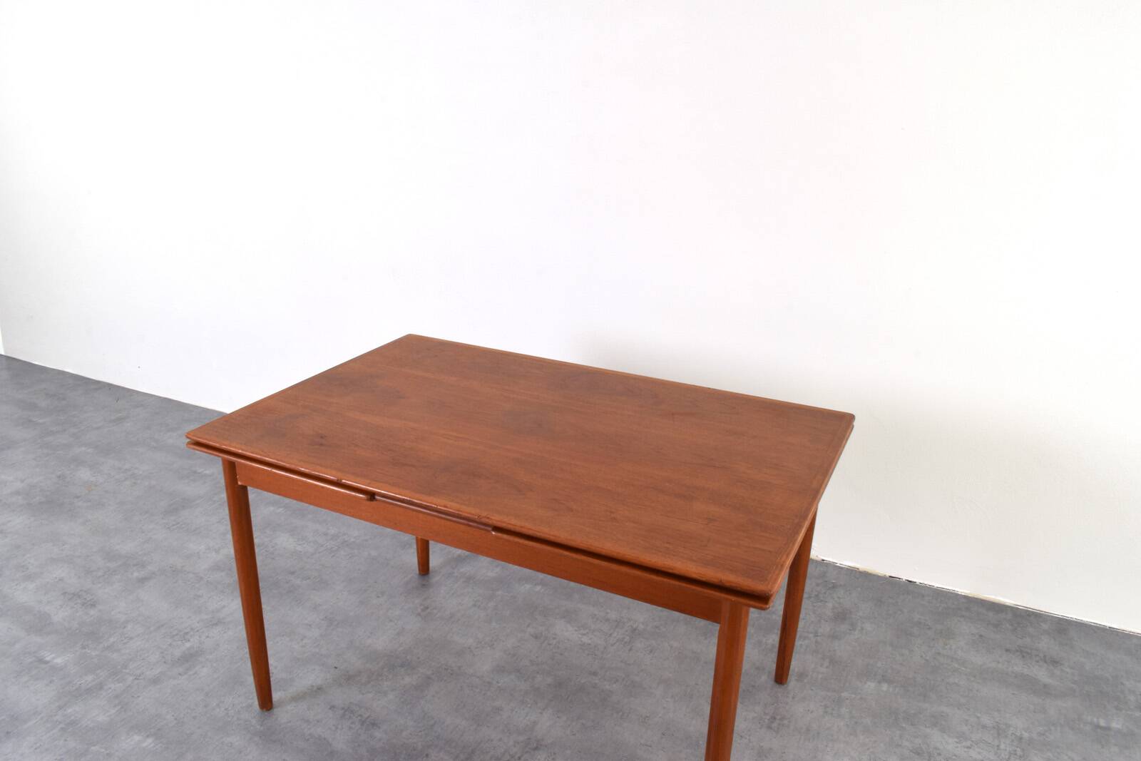 Mid-Century Danish Teak Extendable Dining Table, 1960s.