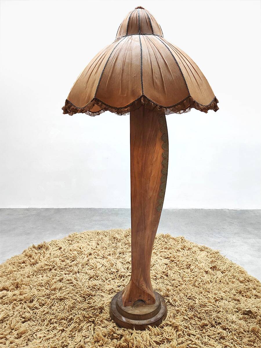 Midcentury Art-Deco wooden airplane propeller floor lamp