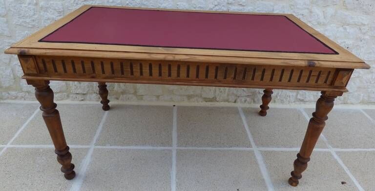 Antique desk with 2 drawers and burgundy faux leather top - Very good condition -