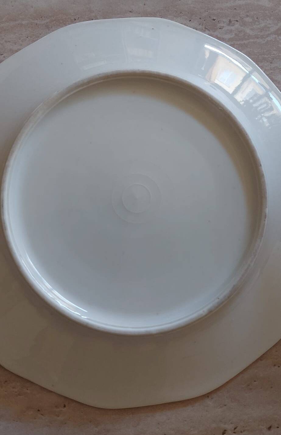 Splendid Set of 12 Vintage Octagonal Plates – Moulin des Loups Style