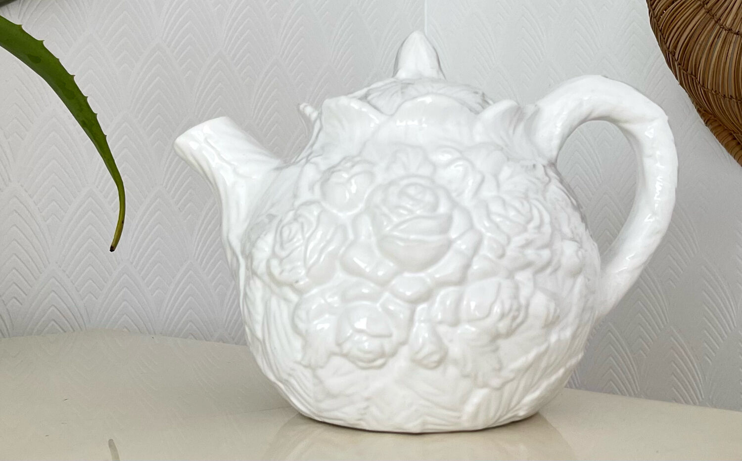 White slurry teapot