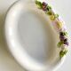 Plat de forme ovale barbotine fruits et fleurs
