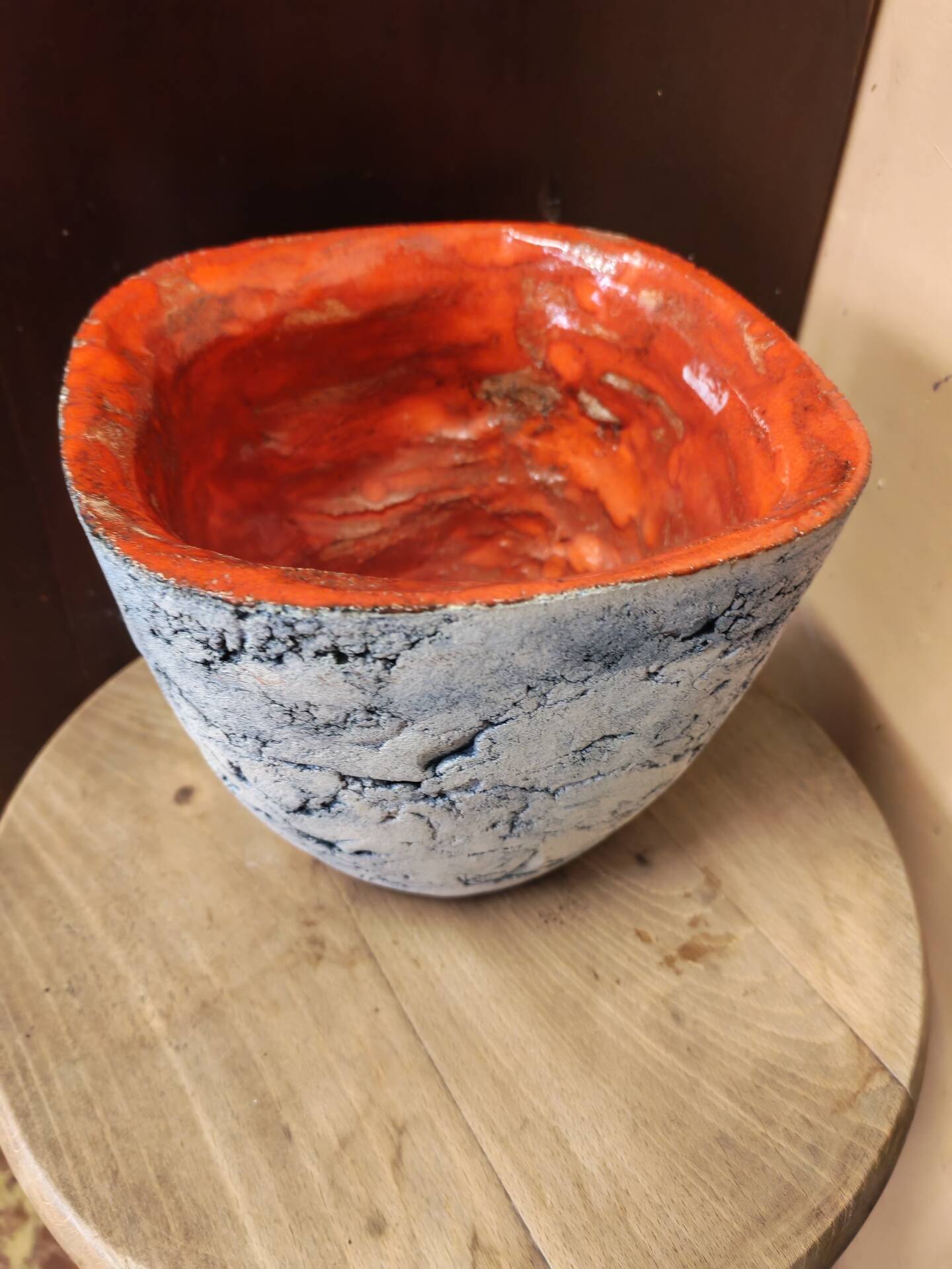 Brutalist terracotta plant pot
