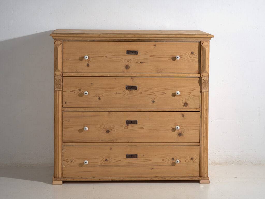 Central European high chest of drawers with four washed pine drawers – Central Europe, around 1900