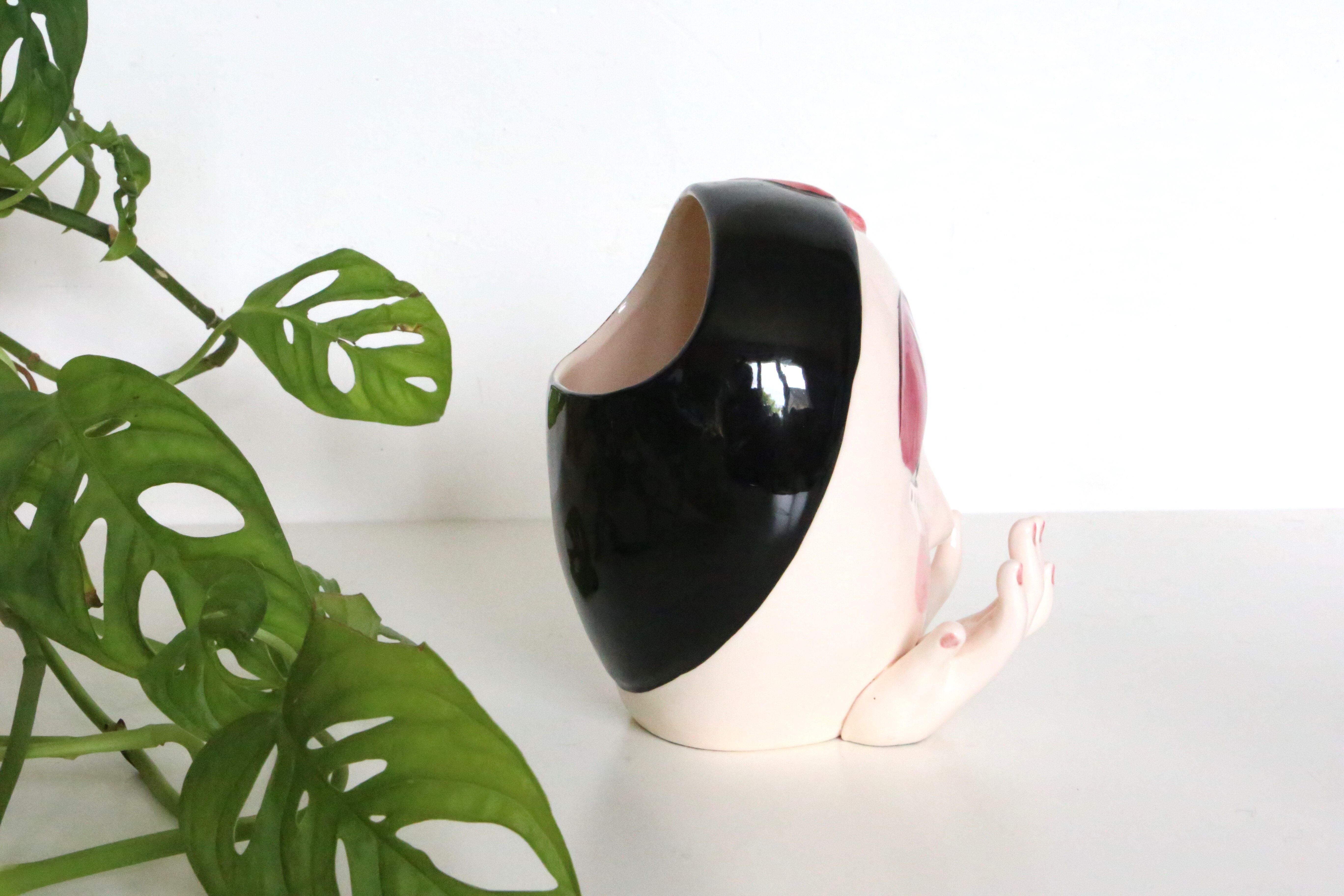 Vintage kitchen utensil holder