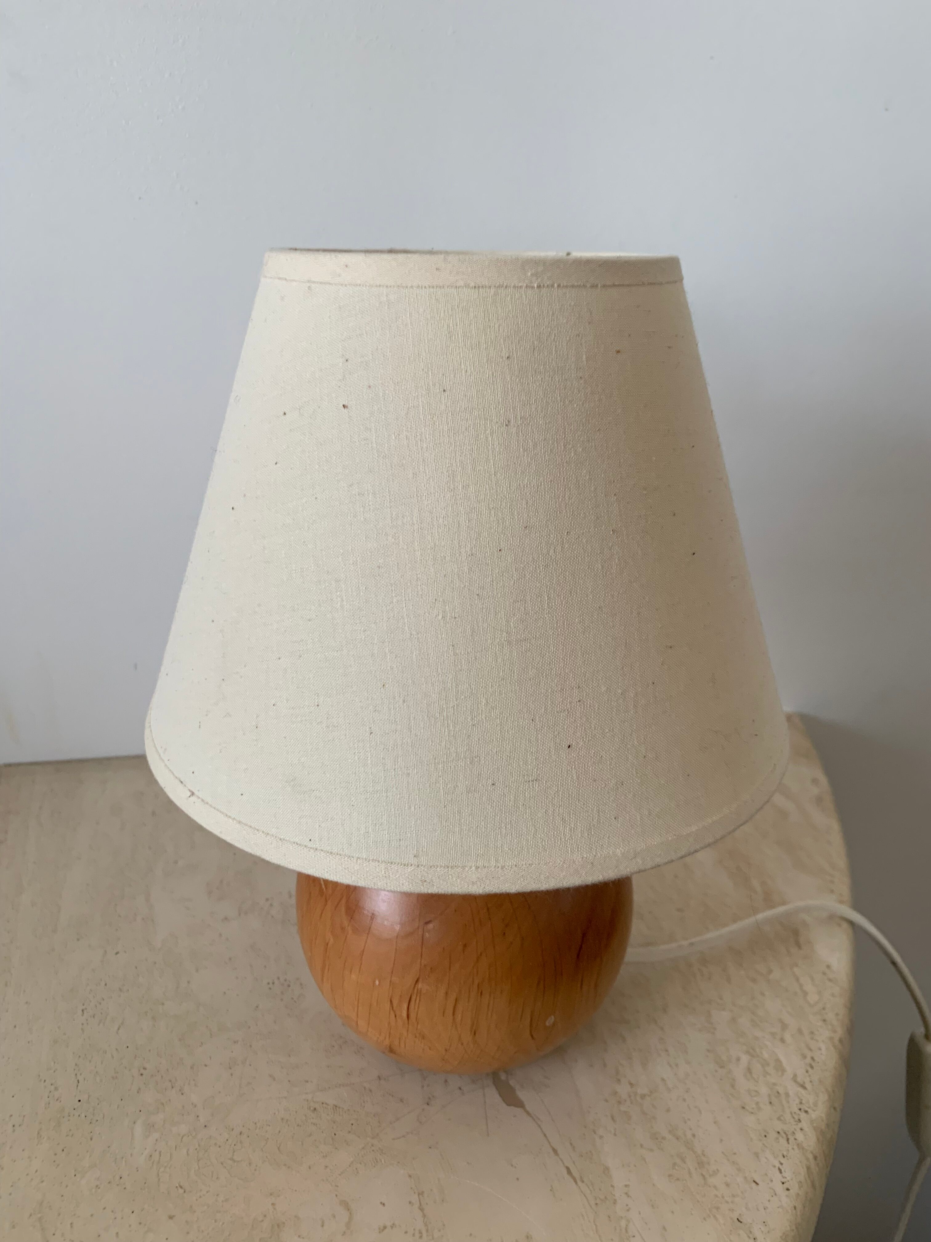 Wooden table lamp
