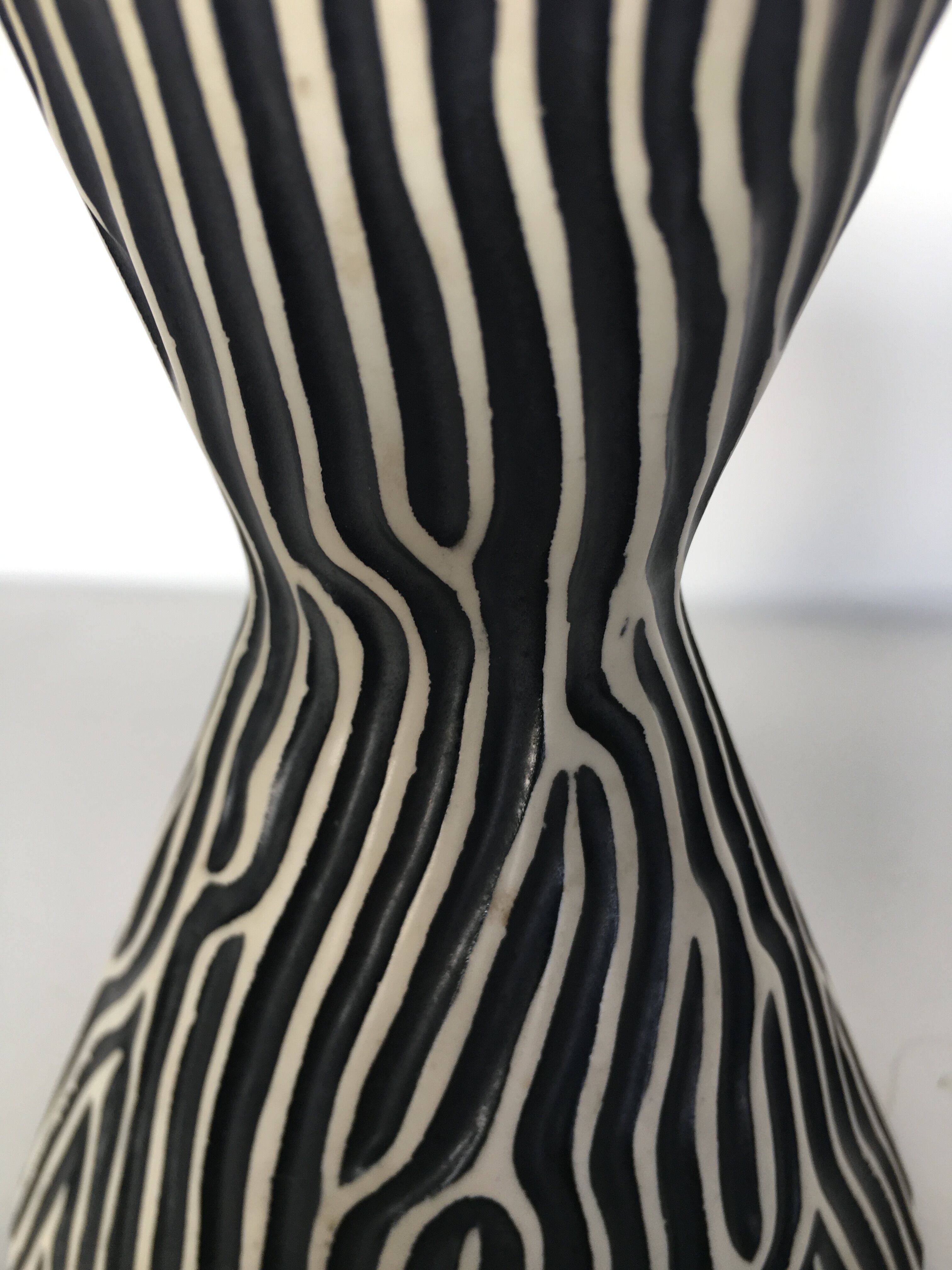 Vase diabolo manufacture de St Clément