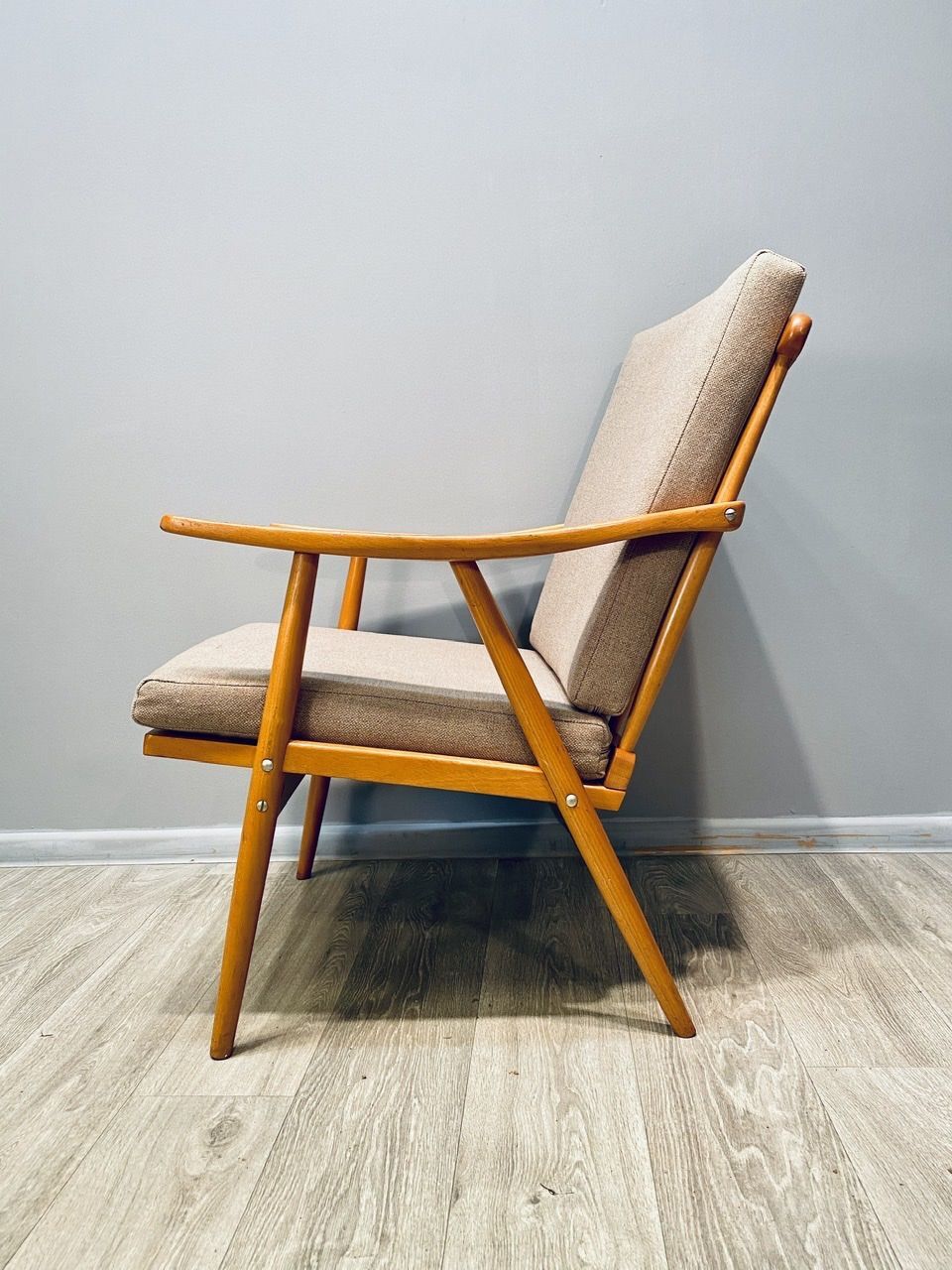 Paire de fauteuils Thonet vintage 1960