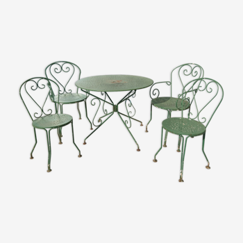 Garden furniture in wrought iron