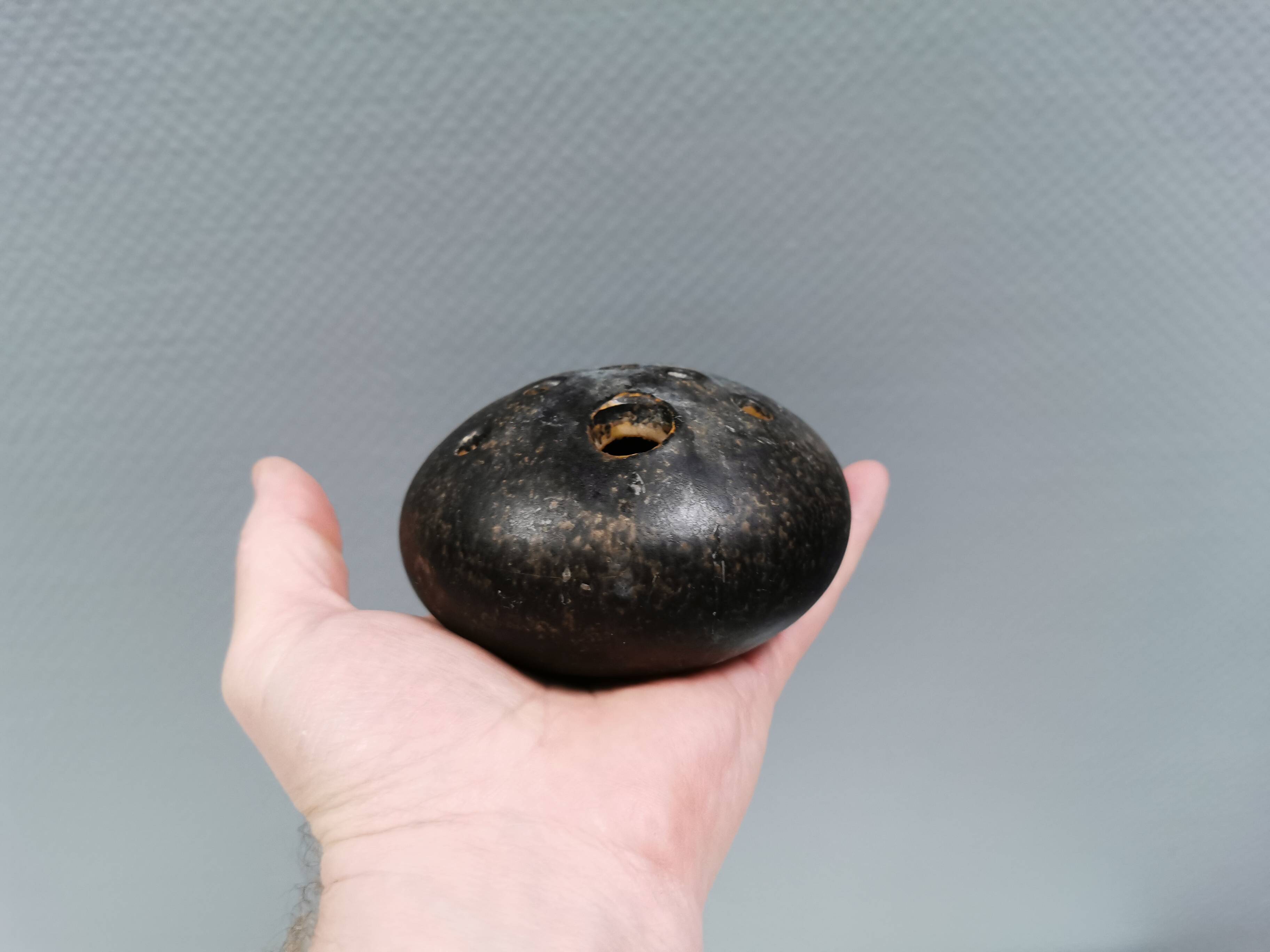 Delicious "mushroom" vase with several "holes"  Danmark 1980s