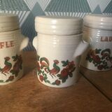 Spice pots
