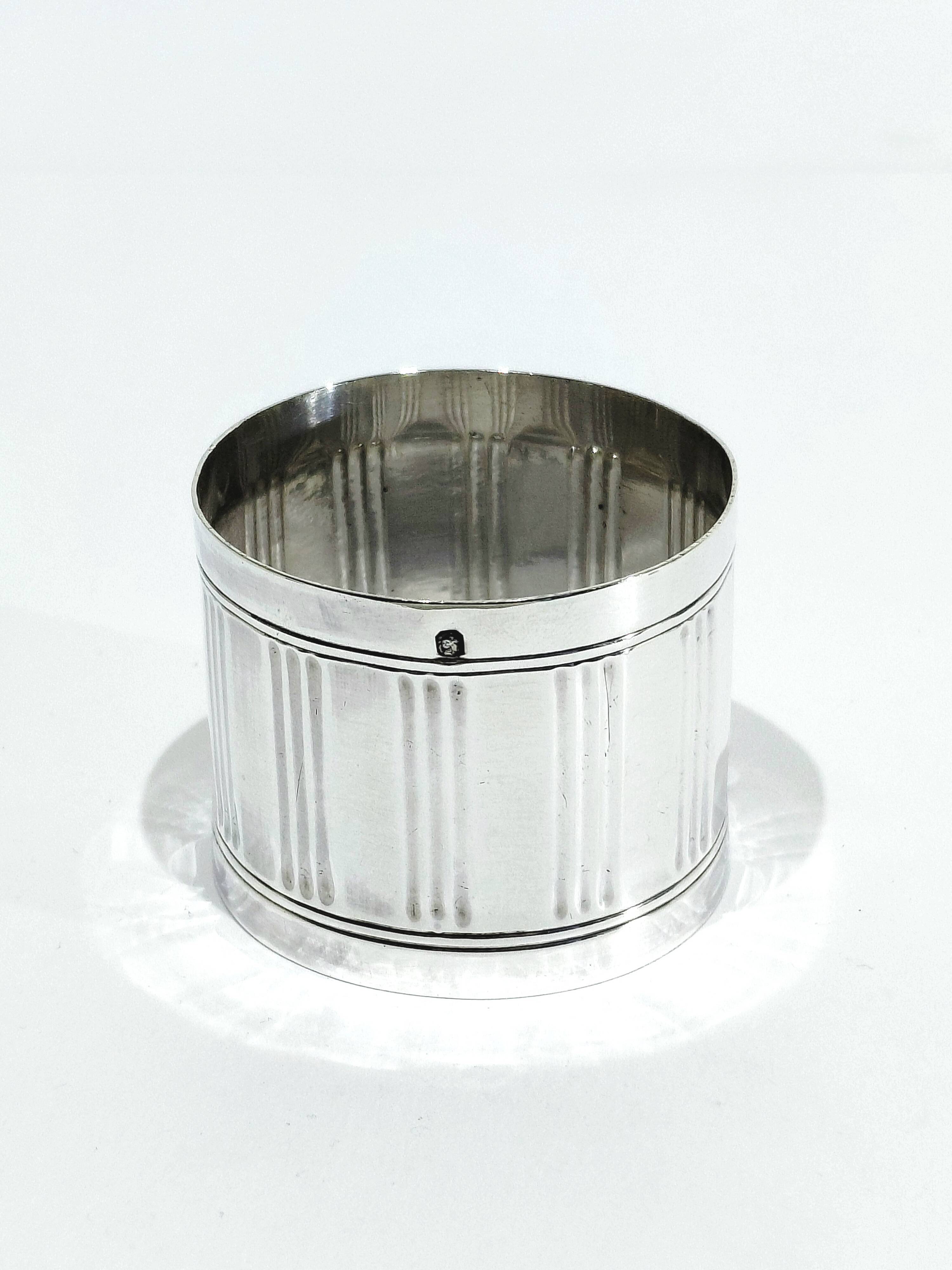 Rond de serviette en argent