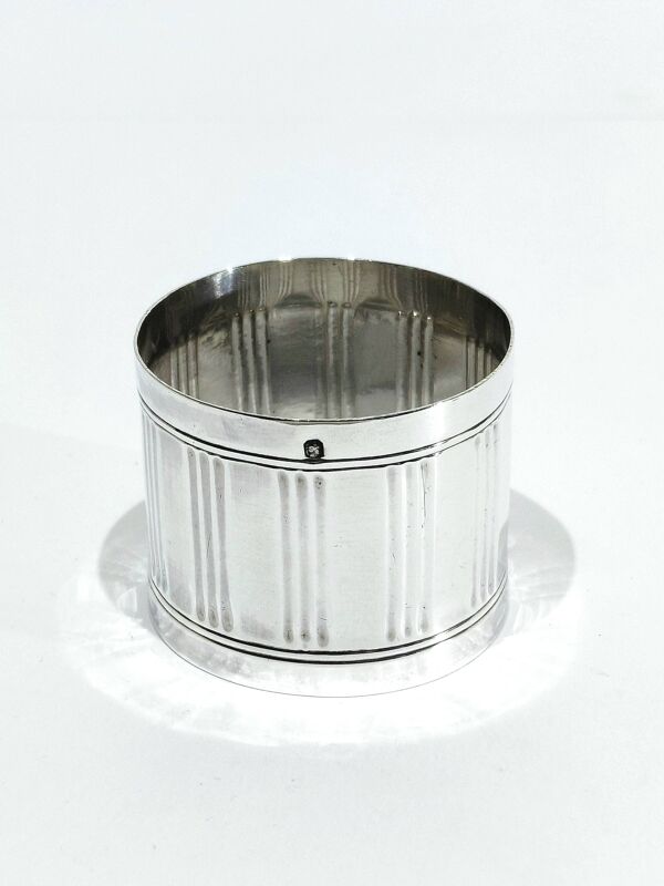 Rond de serviette en argent