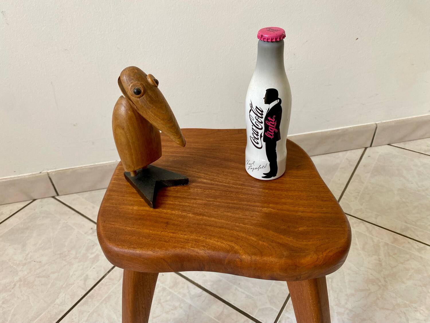Brutalist tripod stool in solid elm, 1960s