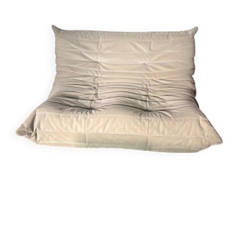 Togo 2 places pearl grey alcantara