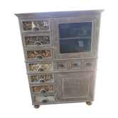 Grain-style storage furniture